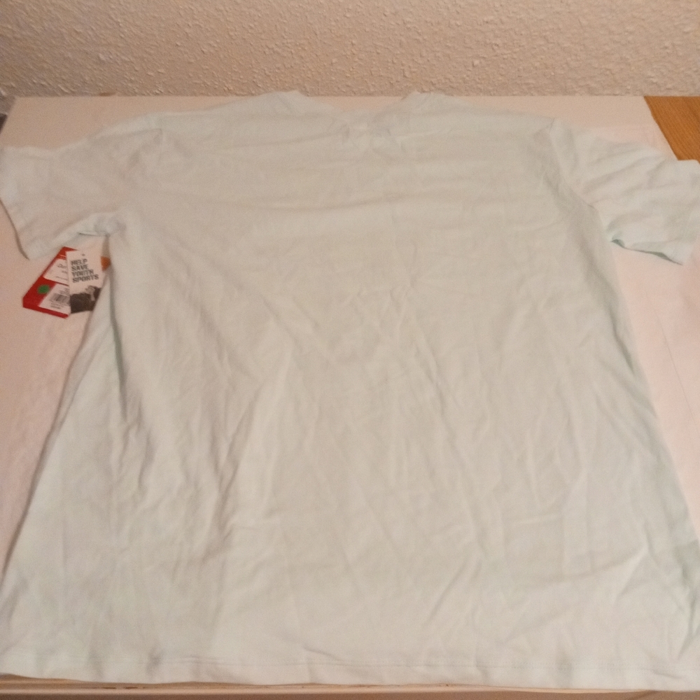 DSG Women's tee shirt